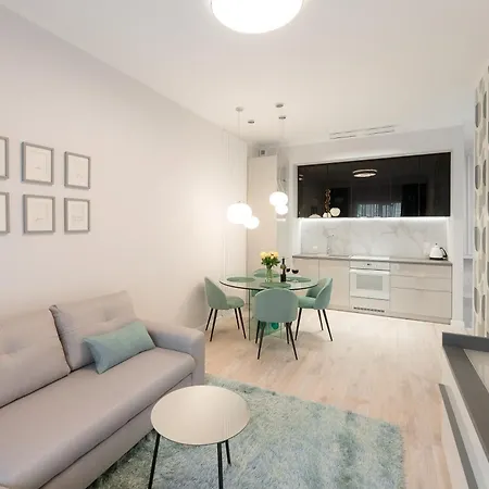 Homestay 3 With Private Parking Torun Exterior photo