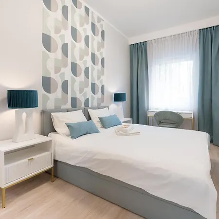 Homestay 3 With Private Parking Torun Exterior photo