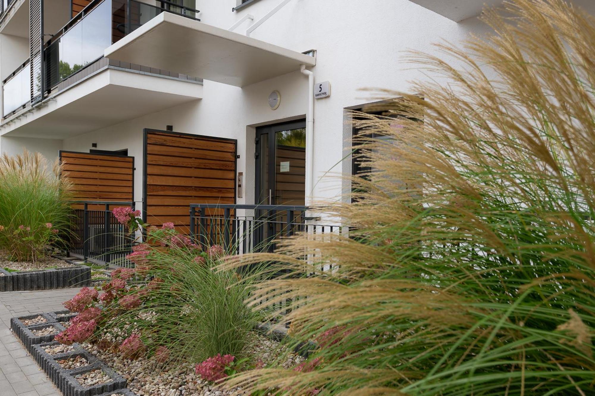 3 With Private Parking Apartment